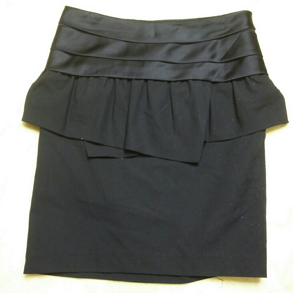 NWOT MK skirt